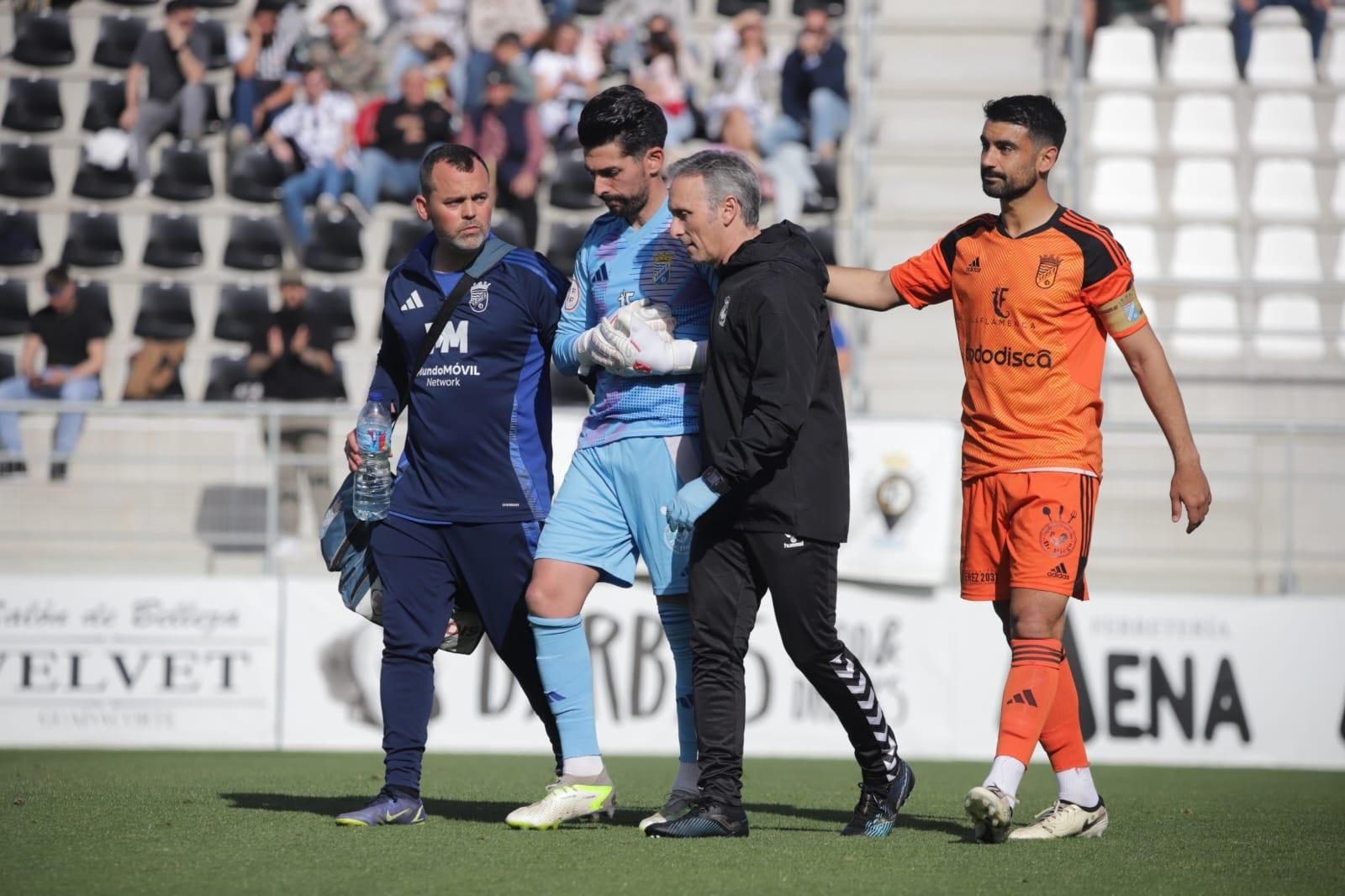 El último partido de Isma Gil en el Xerez CD fue en La Línea contra la Balona. El último partido de Isma Gil en el Xerez CD fue en La Línea contra la Balona.