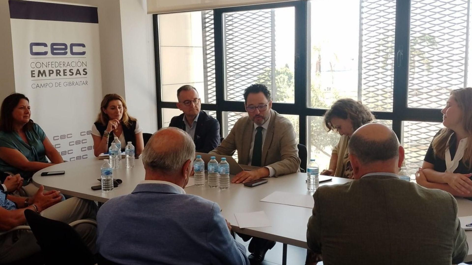 Un momento de la reunión entre la CEC y la asociación de industrias del Campo de Gibraltar Un momento de la reunión entre la CEC y la asociación de industrias del Campo de Gibraltar